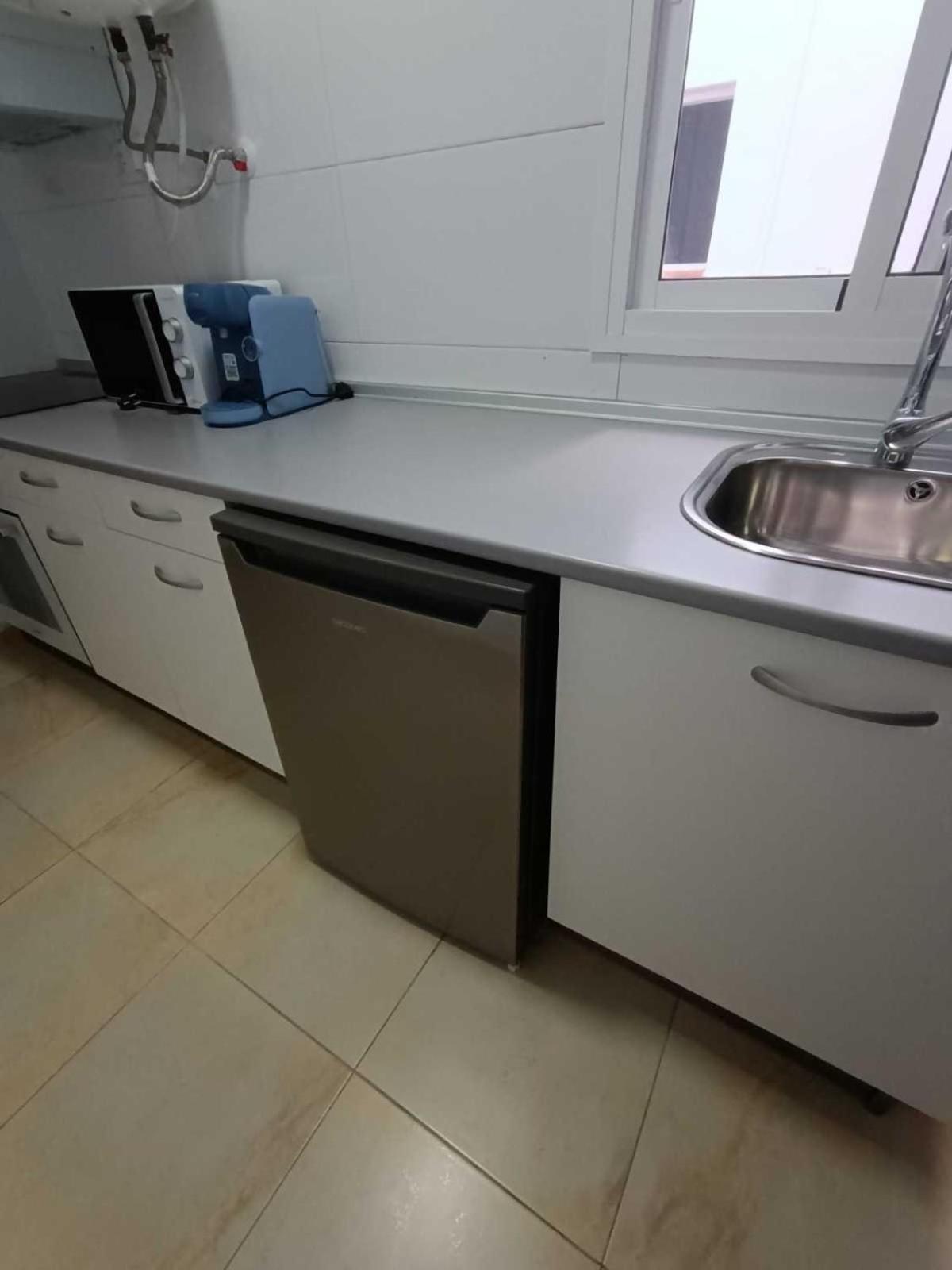 Apartamentos Larios Малага Экстерьер фото